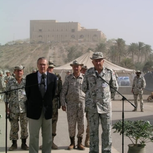Wizyta Sekretarza Obrony USA Donalda Rumsfelda w Polskiej bazie Wojskowej w babilonie - Irak 2003r.